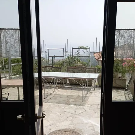 別荘 Villa In Collina Vista Mare *